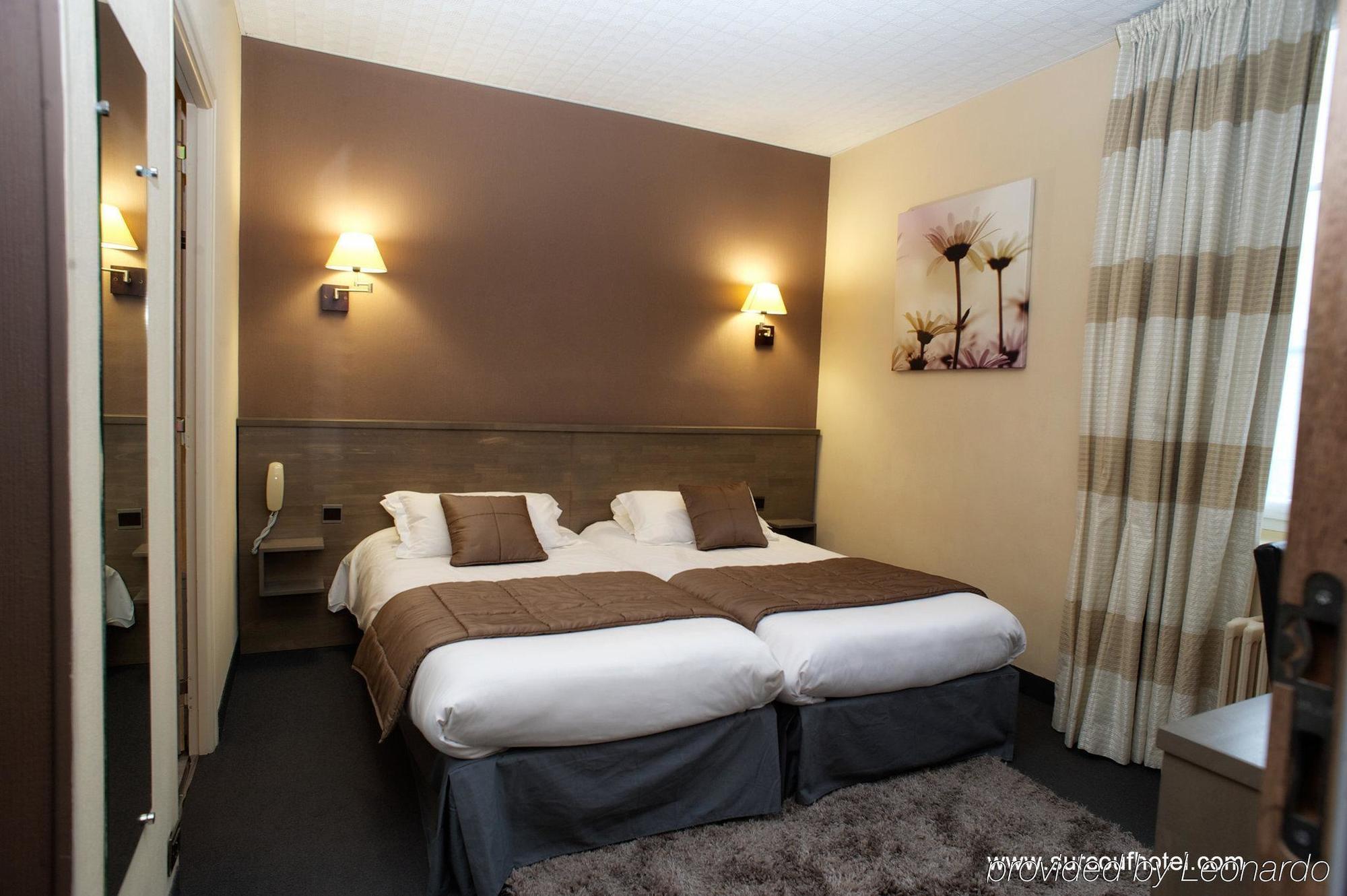Brit Hotel Le Surcouf Saint-Malo Eksteriør billede